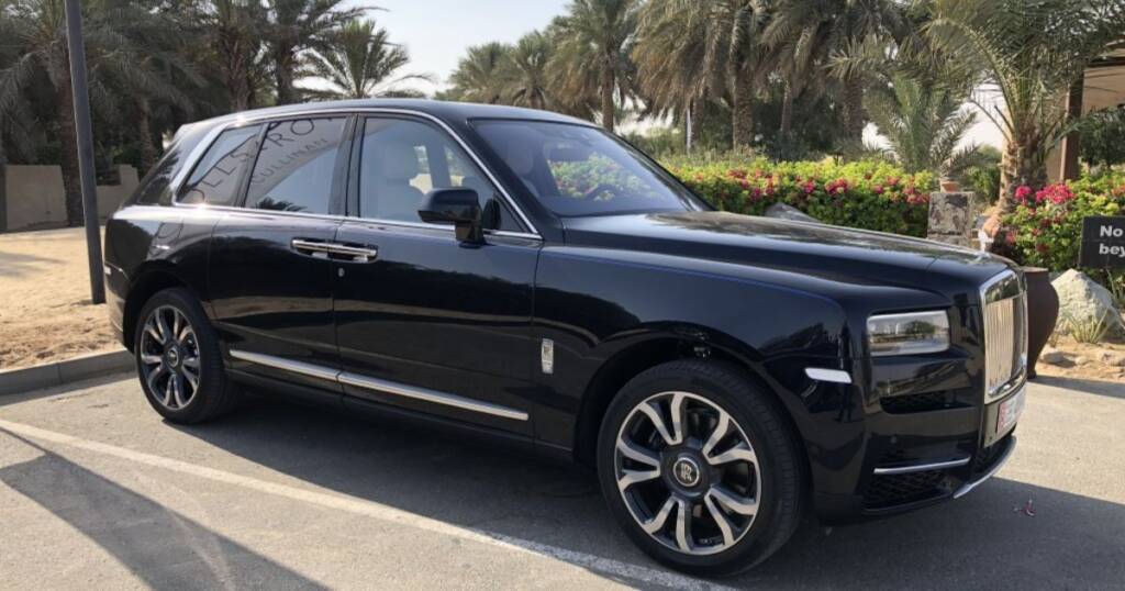 Rolls Royce Cullinan rental