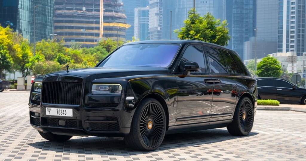 Rolls Royce Cullinan rental in Dubai price