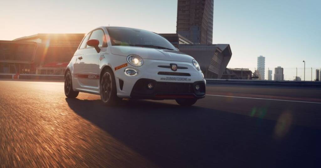 A Basic 2-Day Dubai Tour with Fiat 500.