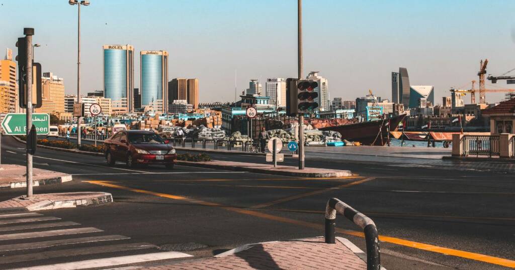 Is It Easy to Drive in Dubai