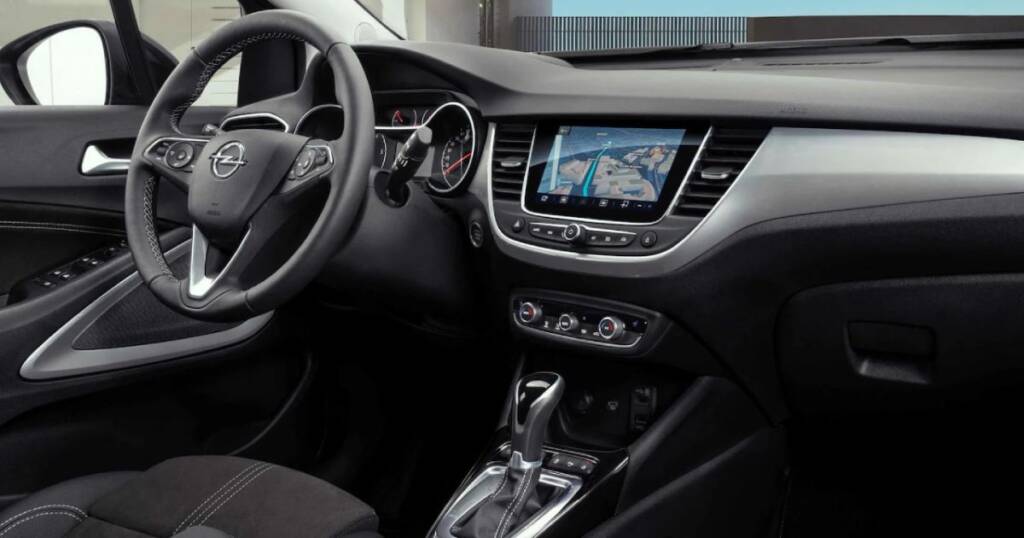 Opel Crossland Fuel Policy and Mileage