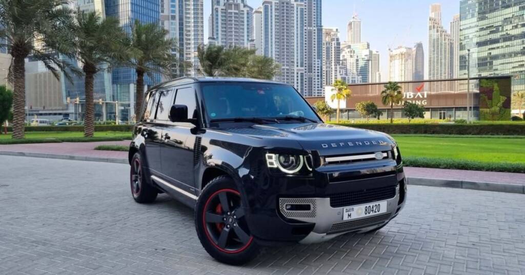 price to Rent Land Rover Defender in Dubai