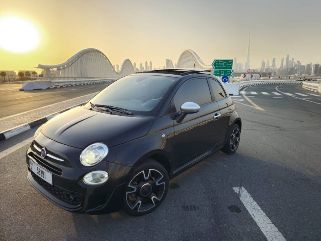 Renting Fiat 500 in Dubai