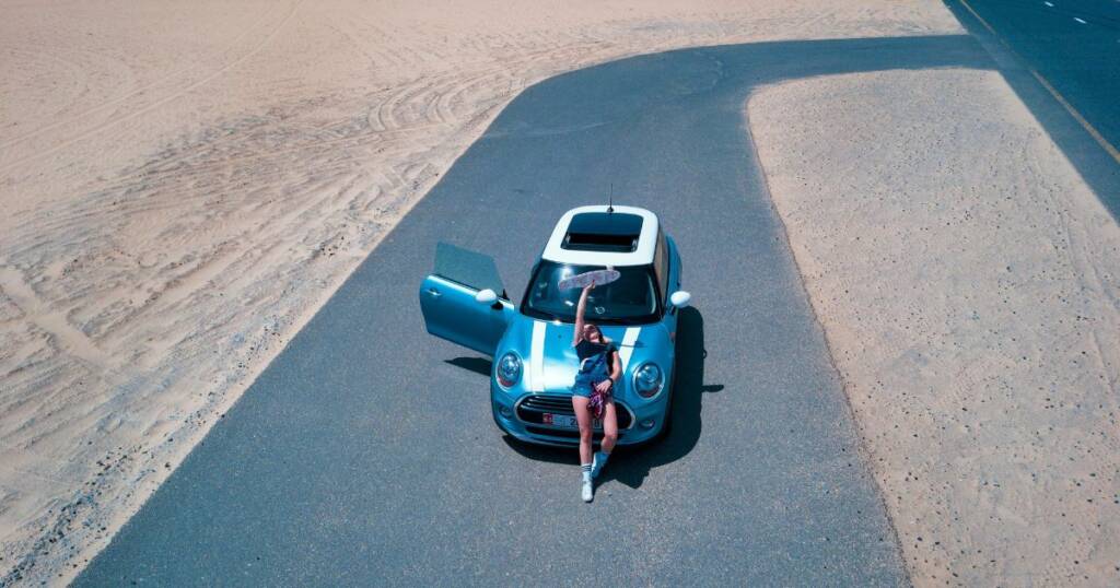 mini cooper features